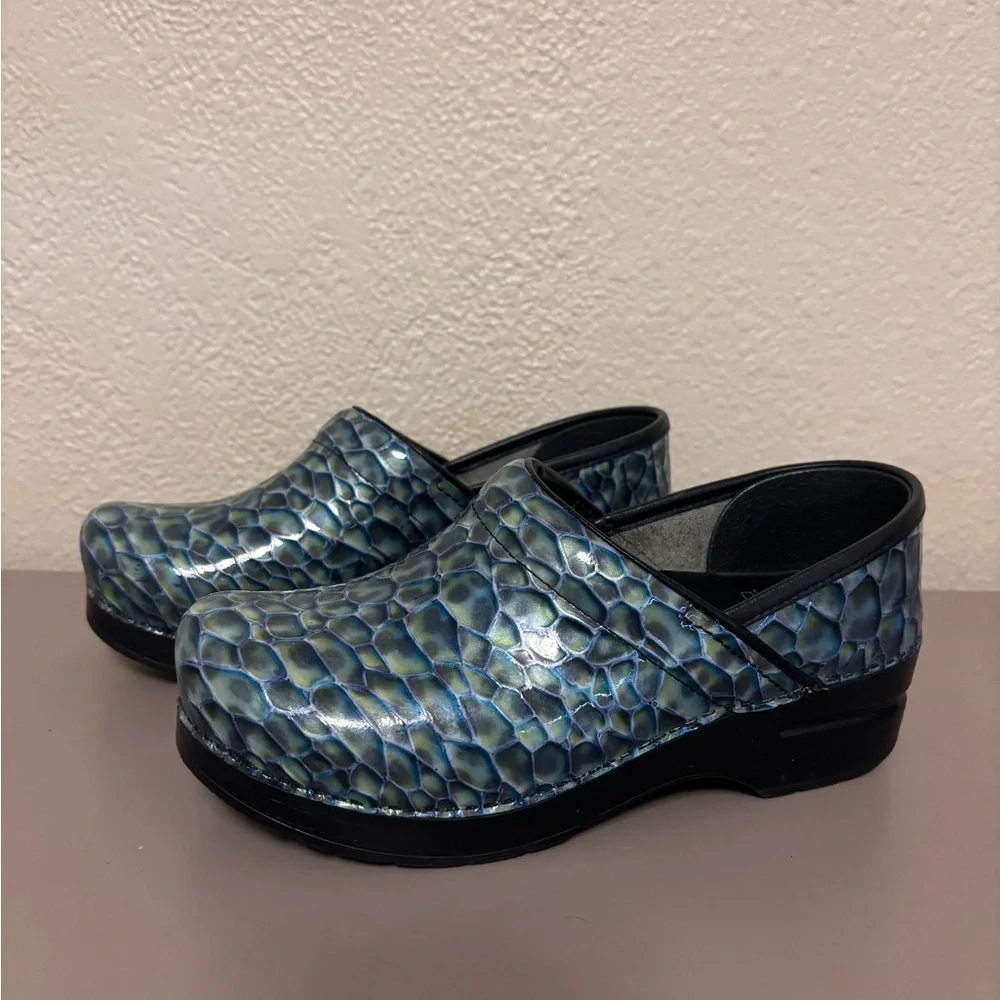 Dansko Blue Patterned Clogs - Picture 1 of 6